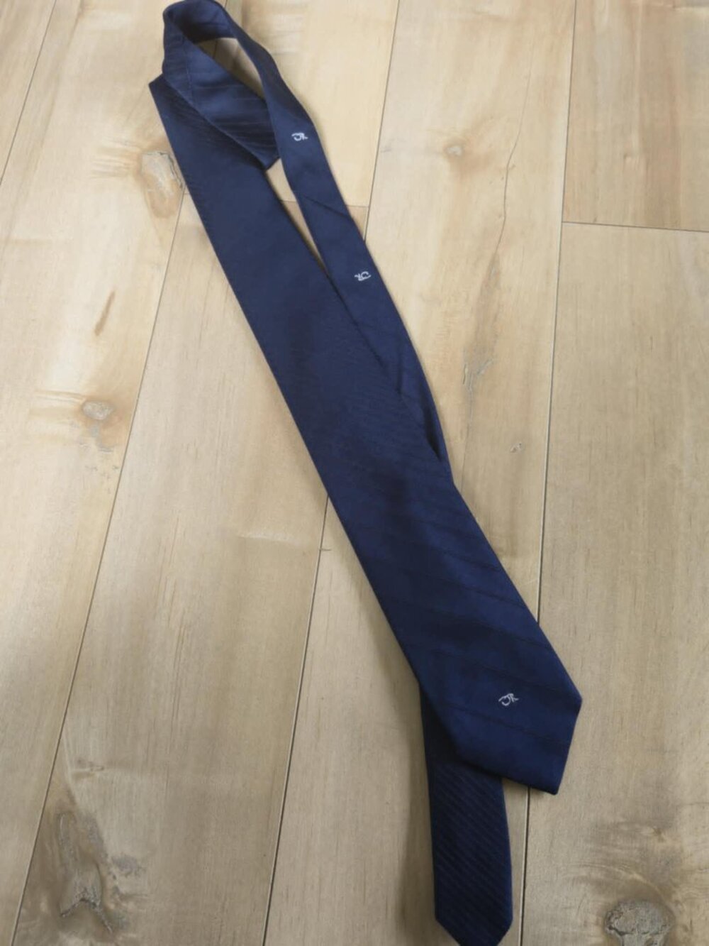 Vintage Oscar de la Renta Navy Striped Tie • Monogrammed Designer Necktie • 90s - Picture 9 of 11